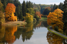 Průhonický Park - bereitgestellt vom Botanischen Institut der Akademie der Wissenschaften der Tschechischen Republik. 